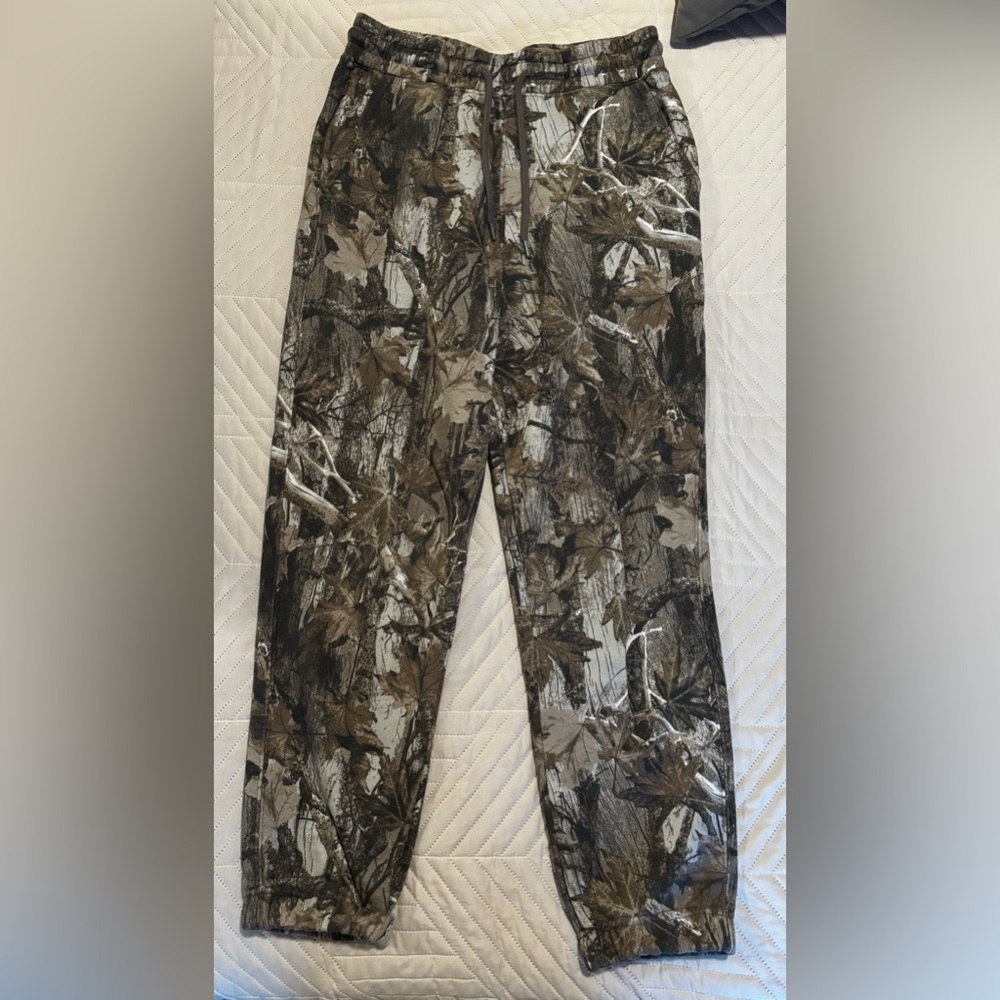 Hollister Camo Sweatpants size xs